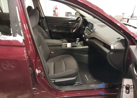 2025 Nissan Altima Sv Fwd z USA, uszkodzony, nr VIN 1N4BL4DV6SN375495